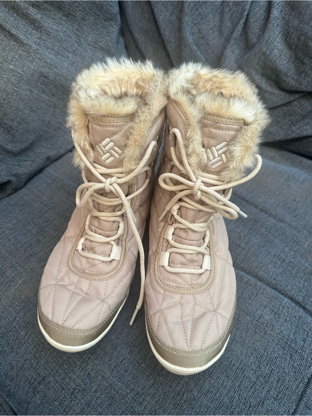 Columbia Women's Minx Shorty Iii Snow Boots In The Oxford Tan/Fawn- 10.5